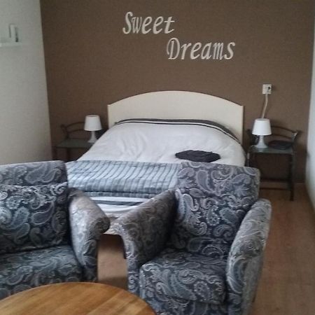 Bed En Breakfast En Bike Sommelsdijk Екстер'єр фото
