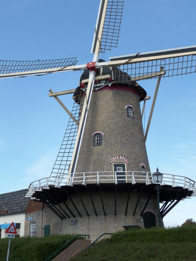 Bed En Breakfast En Bike Sommelsdijk Екстер'єр фото