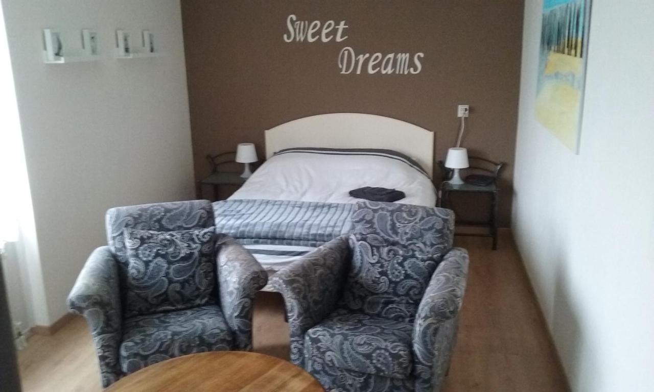 Bed En Breakfast En Bike Sommelsdijk Екстер'єр фото